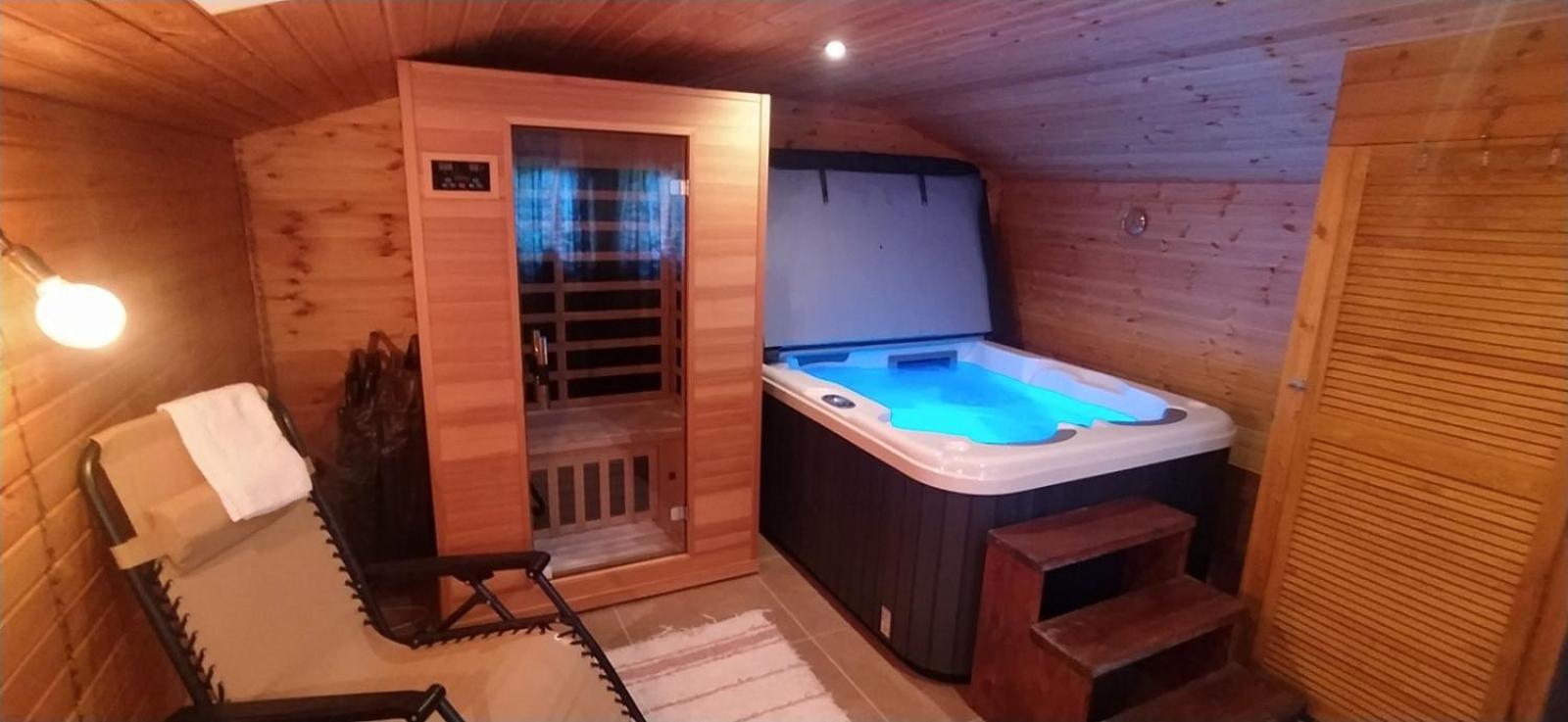 Moezsi Apartman Tolna Exterior foto
